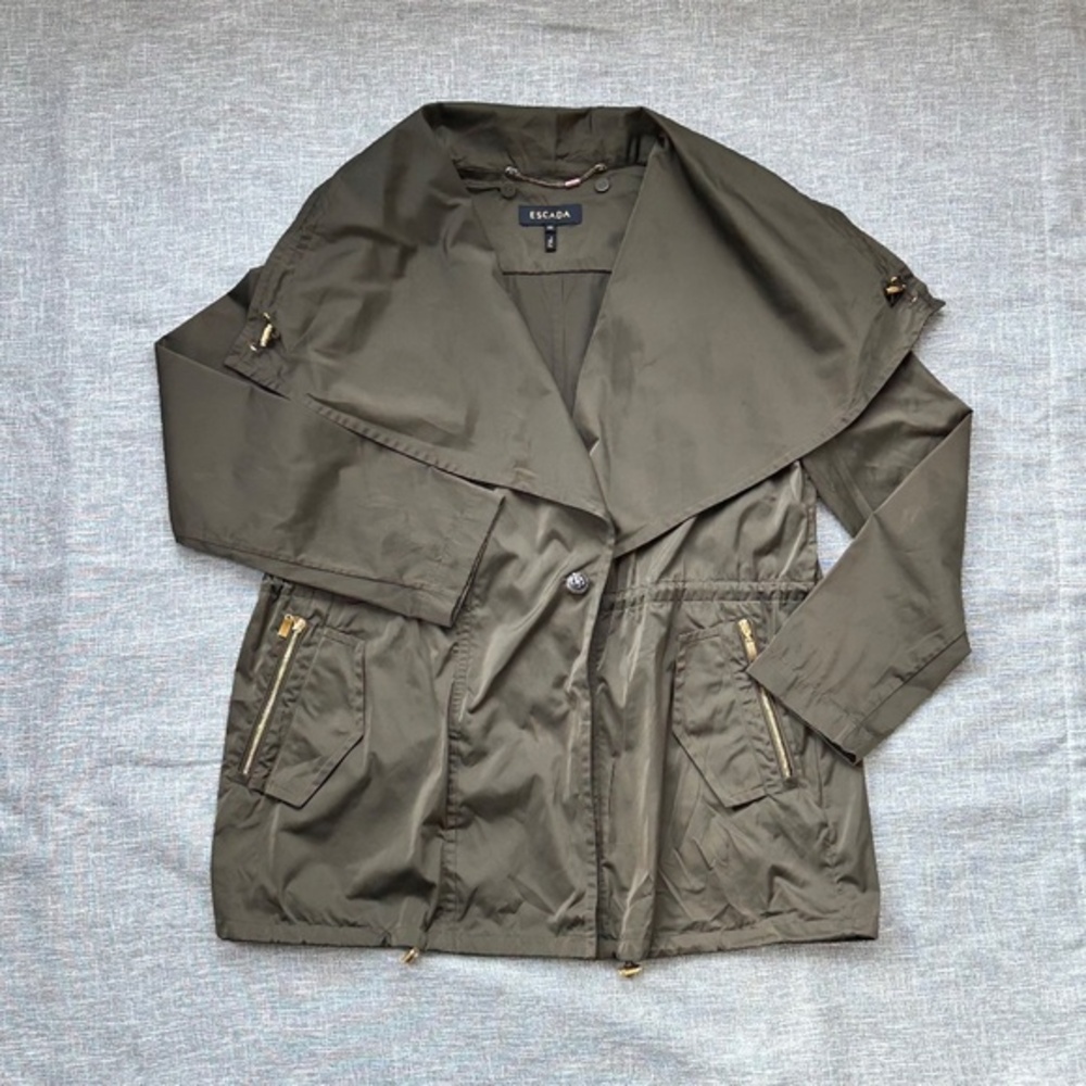Escada Madge Convertible Utility Military Jacket -‎ Cactus Green - EU40/US10